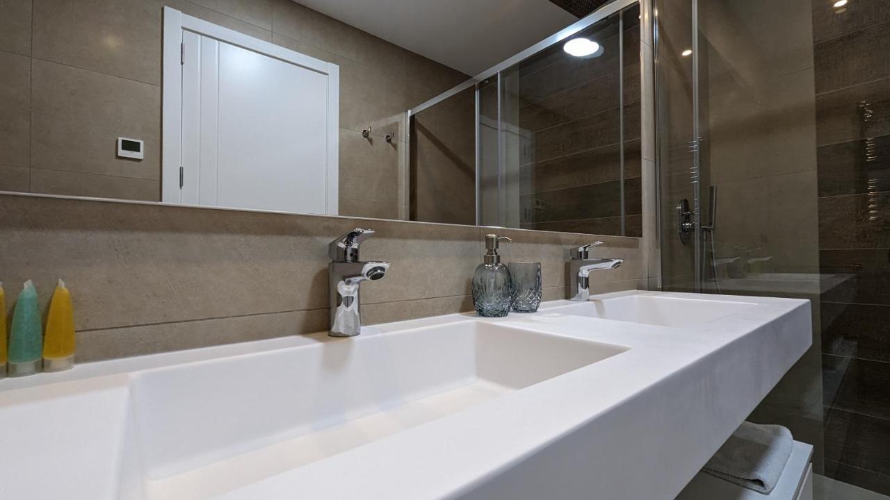 Sunset Waves Wow Apartment بينايدورم المظهر الخارجي الصورة