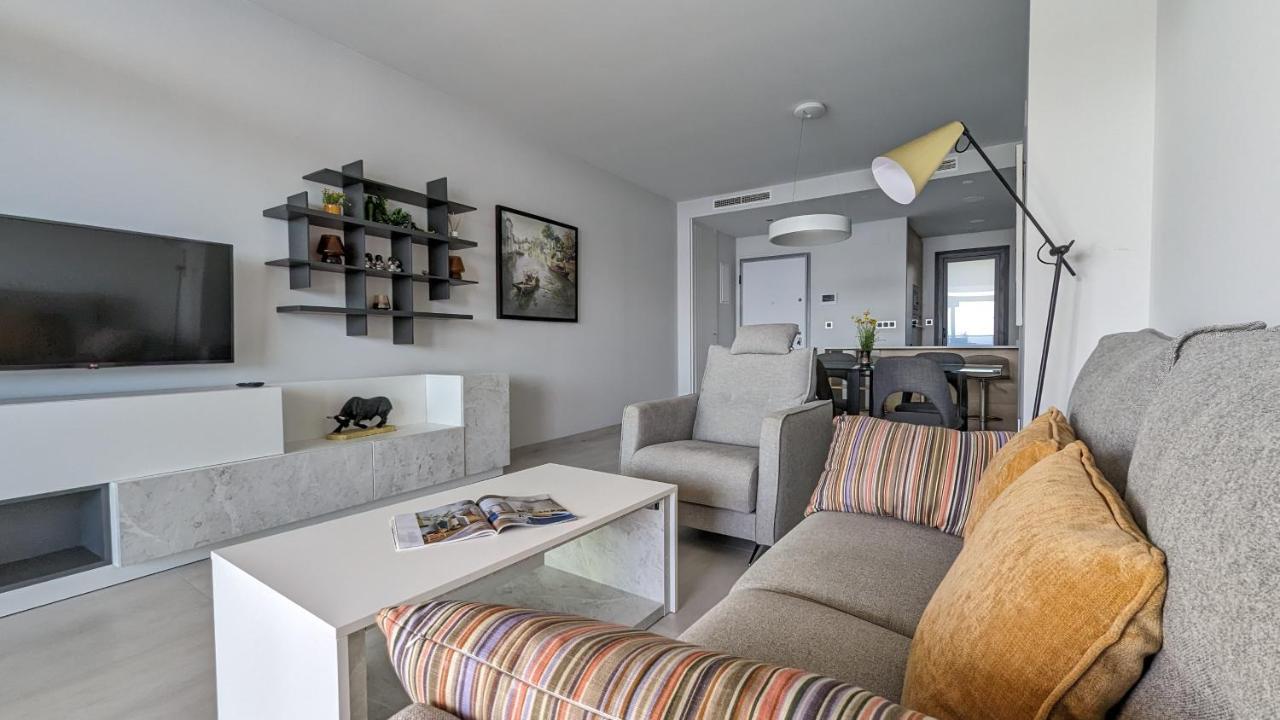 Sunset Waves Wow Apartment بينايدورم المظهر الخارجي الصورة