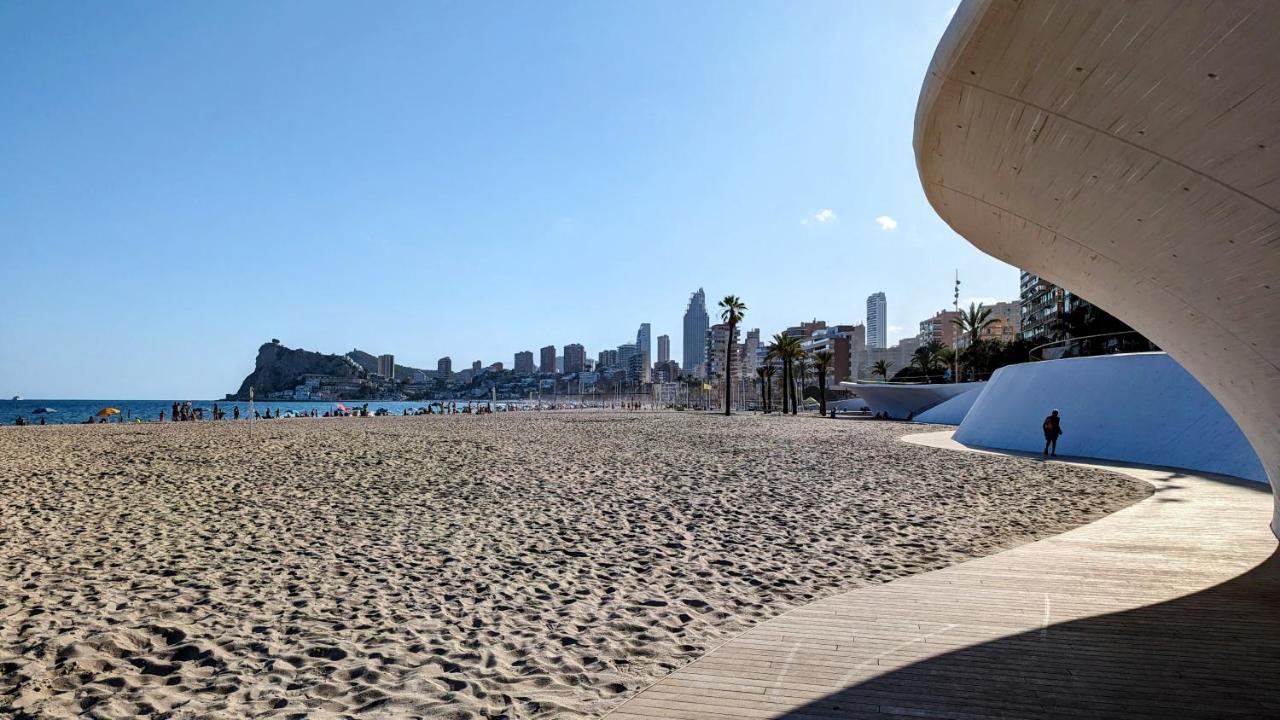 Sunset Waves Wow Apartment بينايدورم المظهر الخارجي الصورة